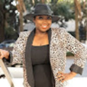 Meet your Posher, Thea